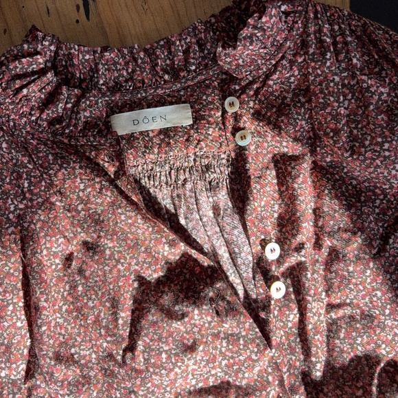 DÔEN Floral Blouse - Picture 3 of 3